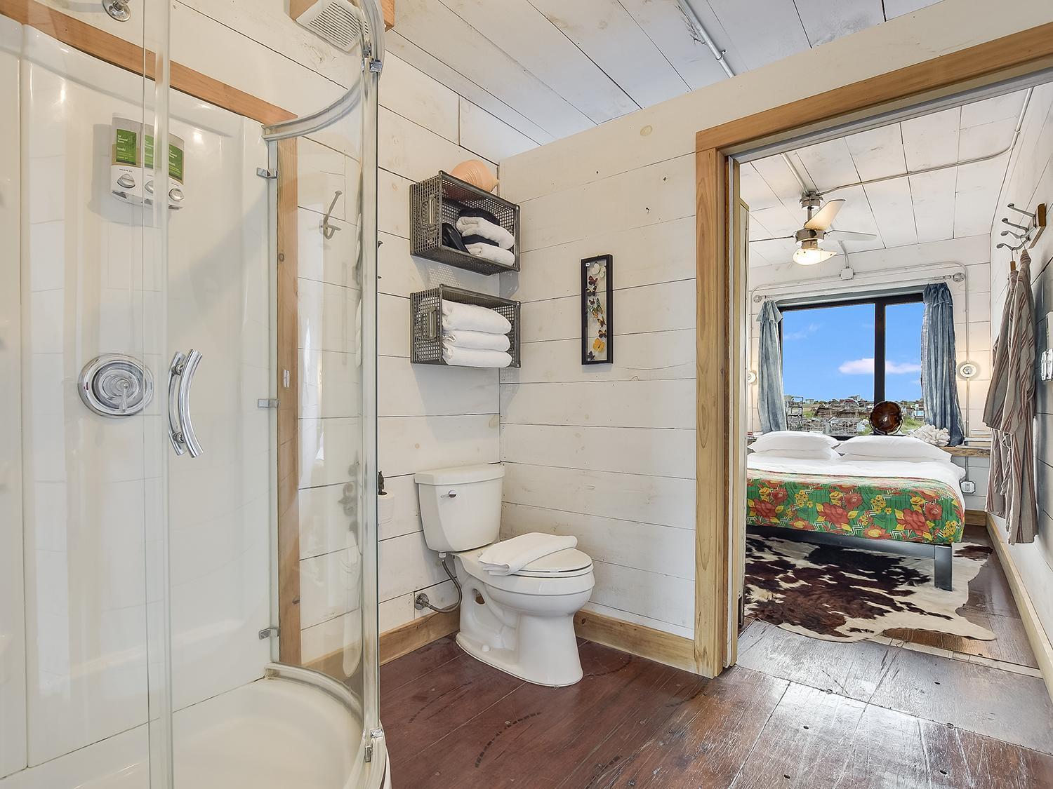 Flophouze Shipping Container Hotel Round Top Værelse billede